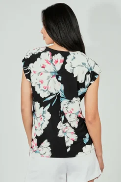 Beechers Brook Floral Circle Neck Tee - Black