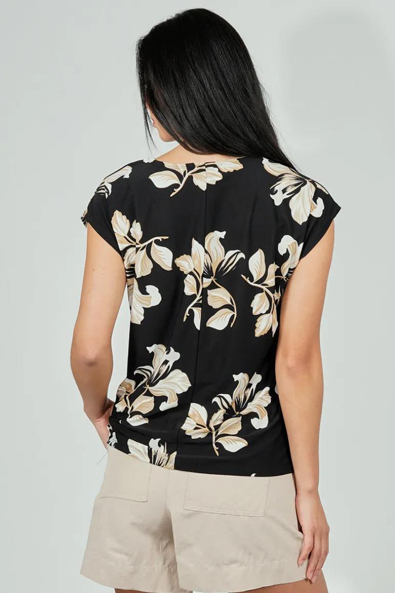 Beechers Brook Floral Circle Neck Tee - Black