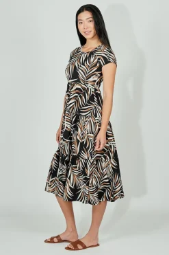 Beechers Brook Leaf Print Short Sleeve Tiered Midi Dress - Black