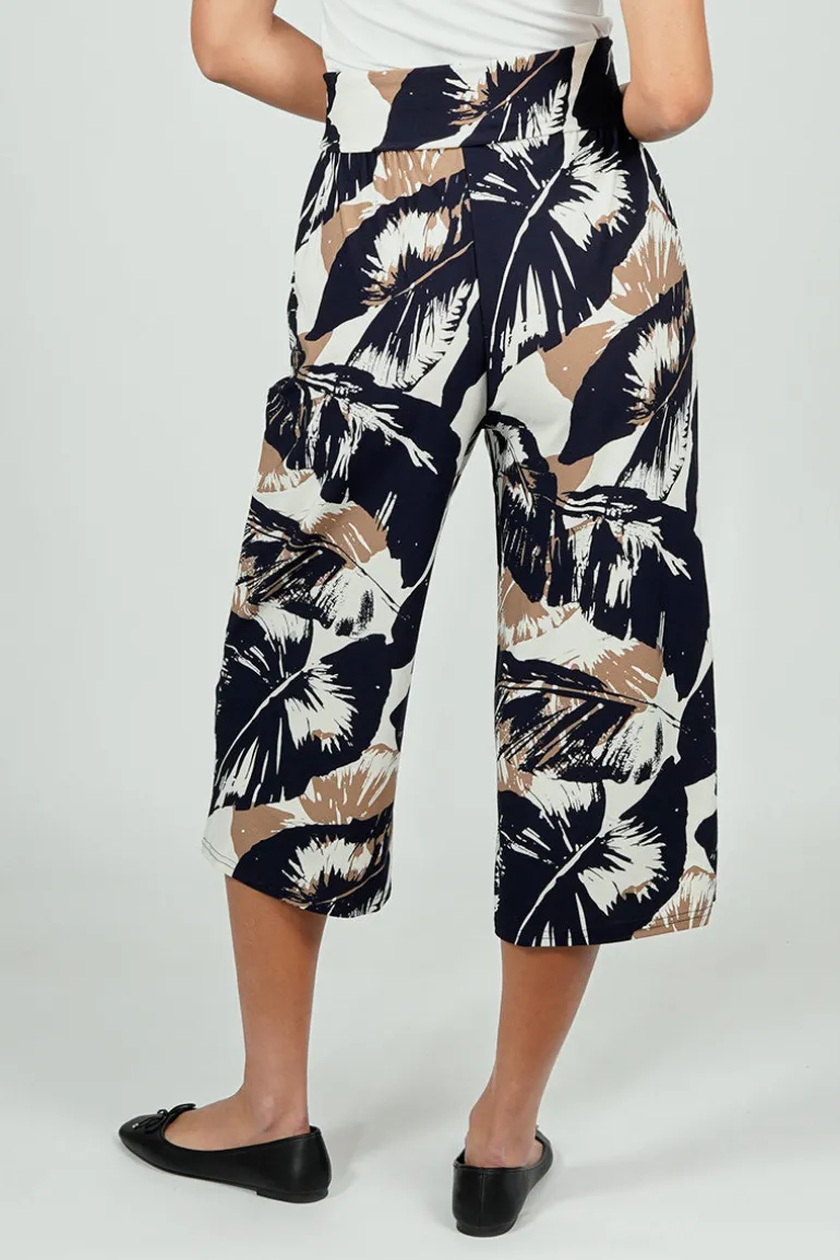 Beechers Brook Leaf Print Fold Over Cropped Pants - Navy