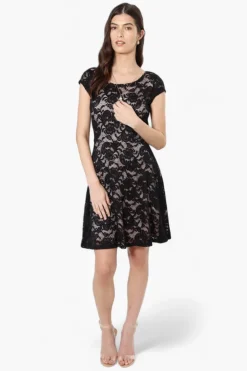 Limite Floral Lace Necklace Cocktail Dress - Black
