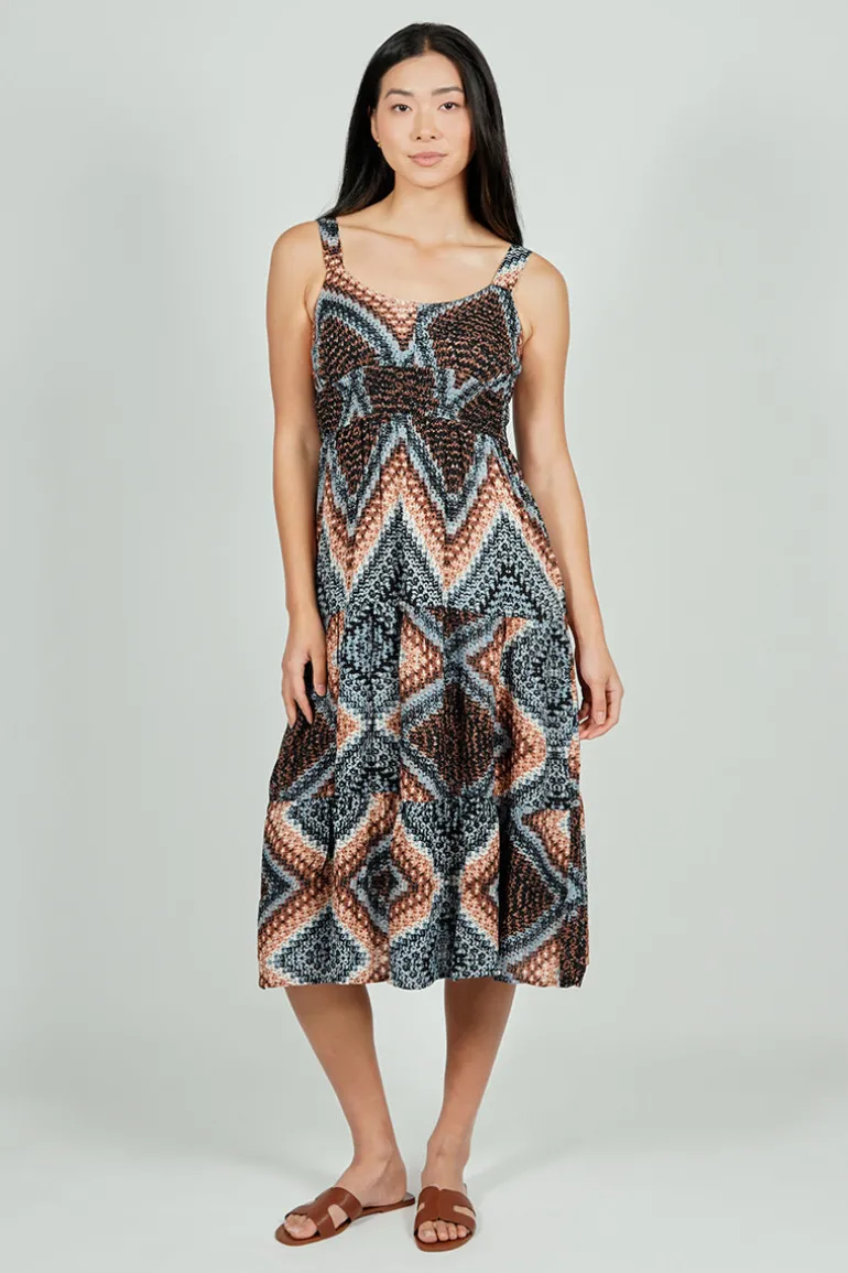 Limite Geometric Print Smocked Waist Maxi Dress - Black