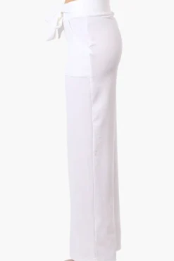 Majora Solid Large Pocket Belted Pants - White